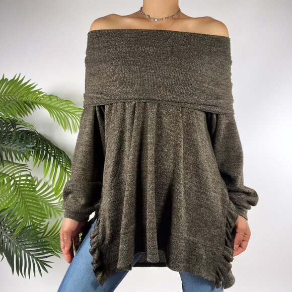 Cupio Sweaters - Vintage Green Cottagecore Off The Shoulder Fairycore Coquette Sweater / Large